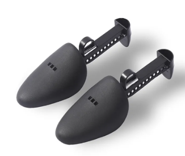 Black adjustable plastic shoe trees